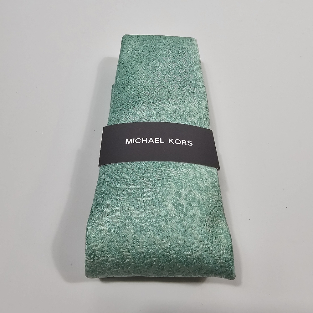 NWT Michael Kors Mens Silk Blend Designer Necktie OS Green Formal Neckwear